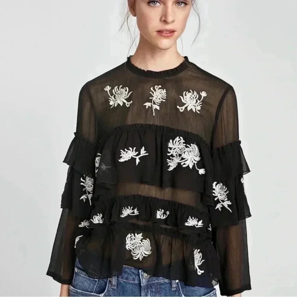 Zara RARE Embroidered Floral Black Tiered Blouse Too Size XS NWT - Picture 4 of 14